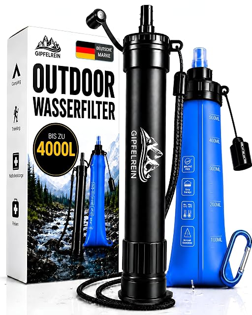 Gipfelrein outdoor water filter with a foldable 0.5 litre bottle and carabiner